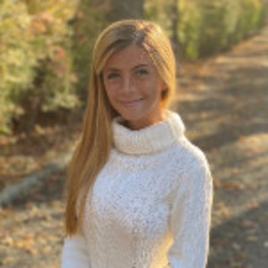 Avatar of Caitlin Thibault.