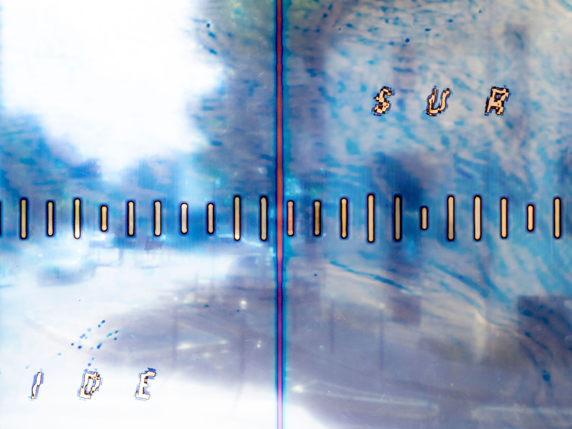 Cover of Une présence liquide sur le pont de Pierre, 2022.